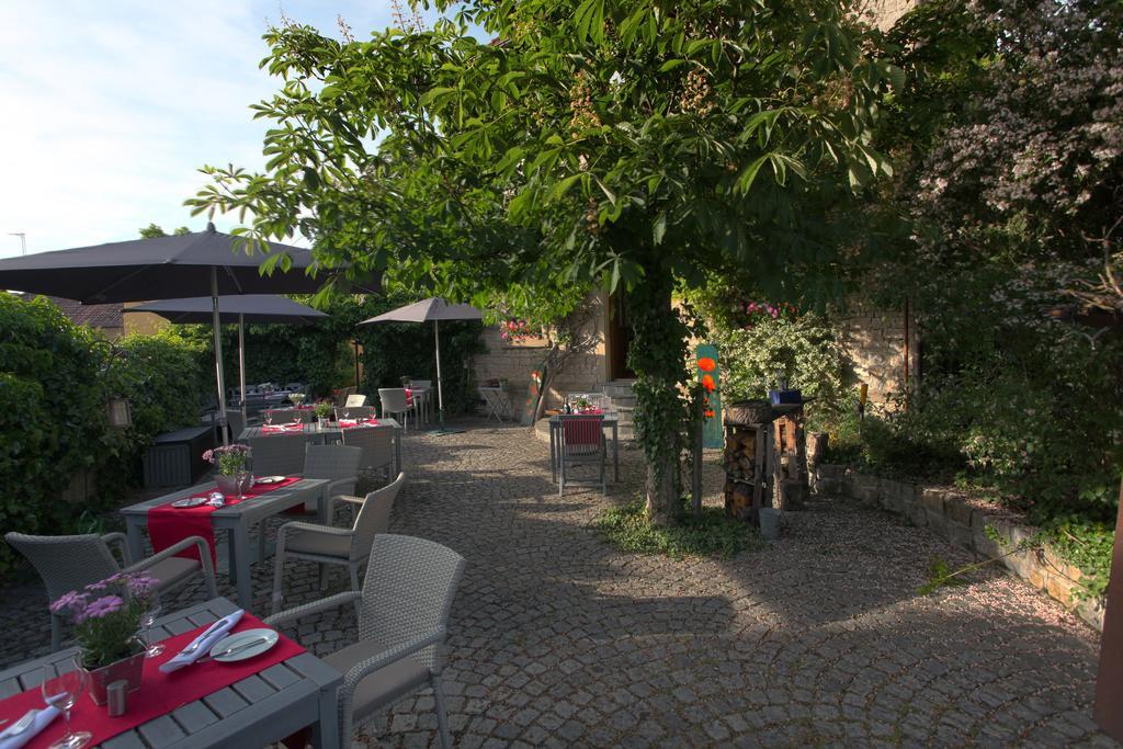 Landgasthof zur Brücke Wiesentheid Exterior foto